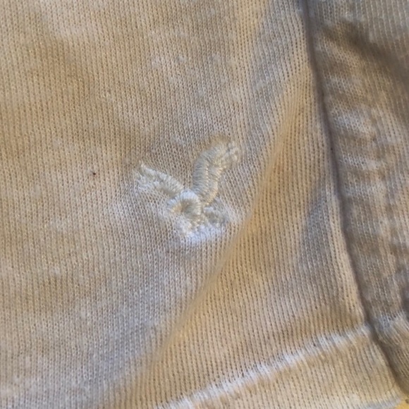 White 3/4 Sleeve American Eagle Top - Picture 2 of 3